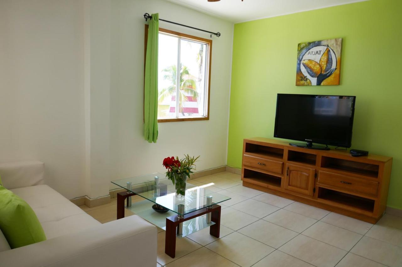 Kevin Kondos Bocas del Toro Exterior foto